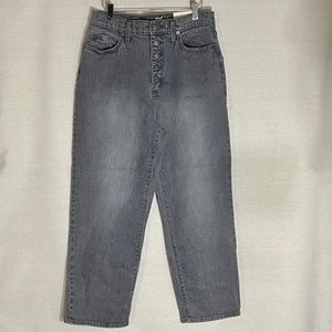 Univeral Thread Vintage Wash Jeans NWT Size 10